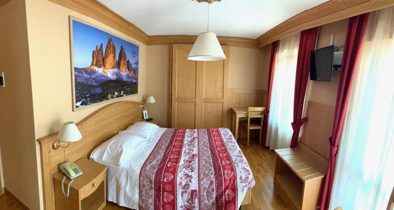Albergo Garni Ajarnola Auronzo di Cadore Exterior foto