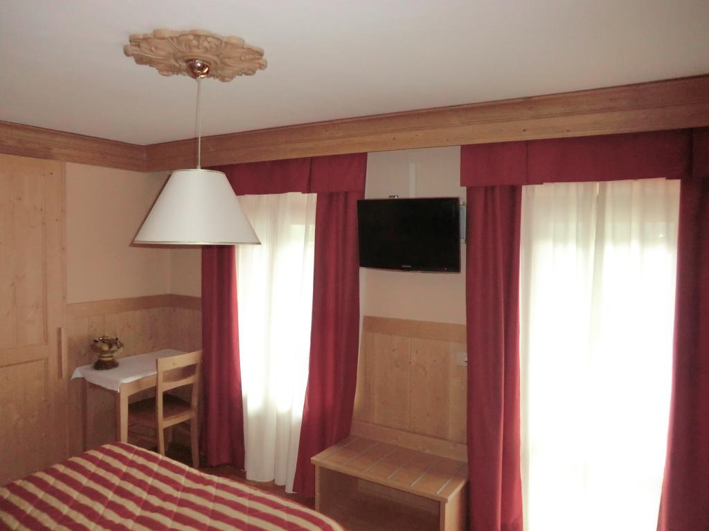 Albergo Garni Ajarnola Auronzo di Cadore Quarto foto