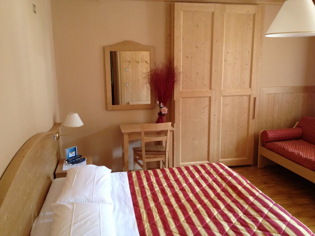 Albergo Garni Ajarnola Auronzo di Cadore Quarto foto
