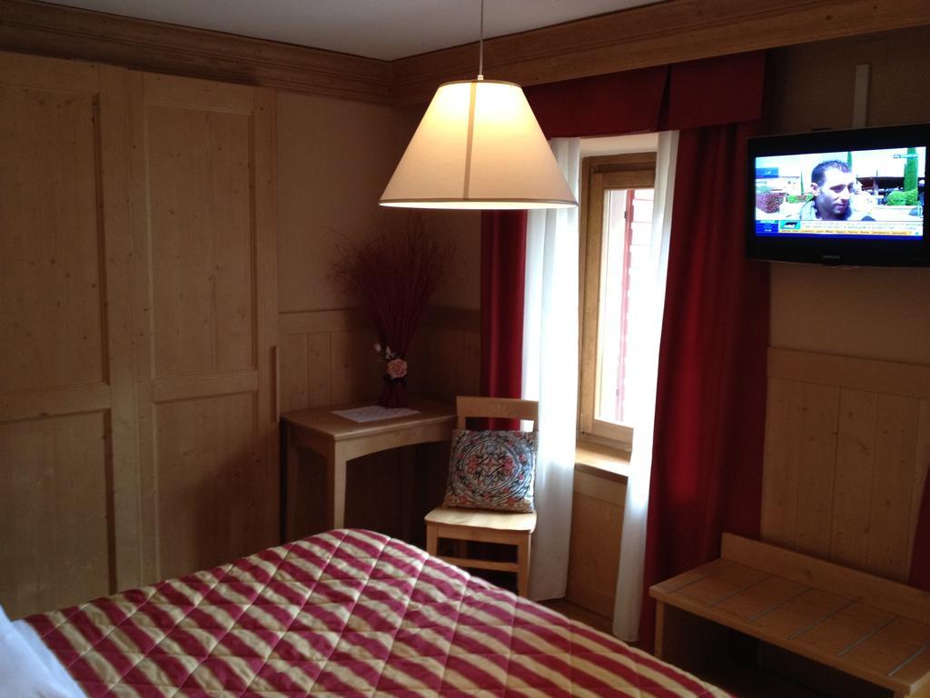 Albergo Garni Ajarnola Auronzo di Cadore Quarto foto